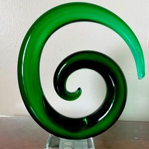 Green Swirl Glass Decoration